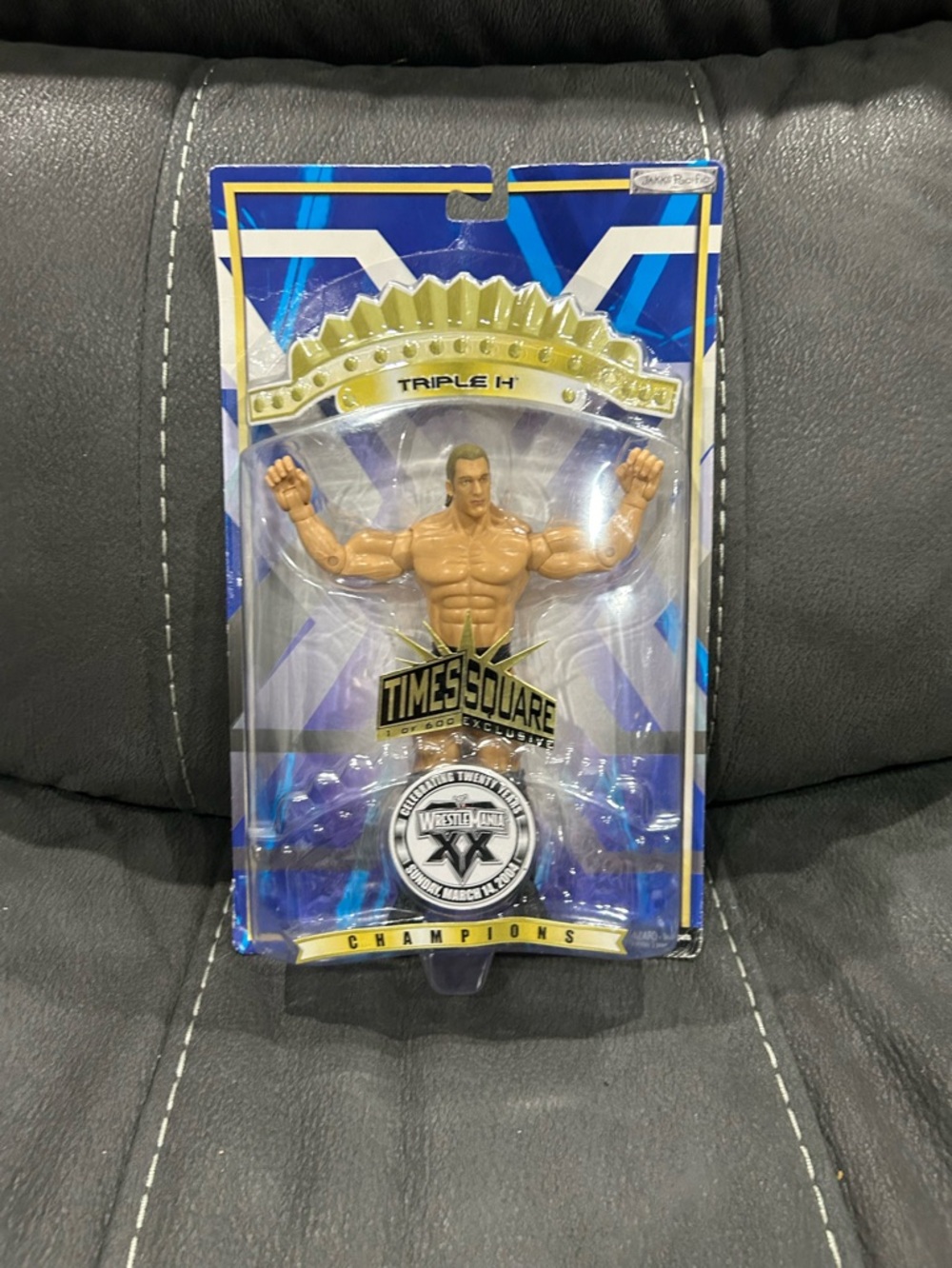Triple H WWE 1/600 Limited edition! Toysrus Times Square exclusive! RARE